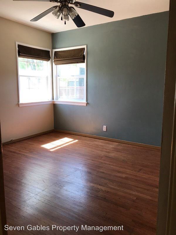 1122 W Carlton Pl - Photo 3 of 4