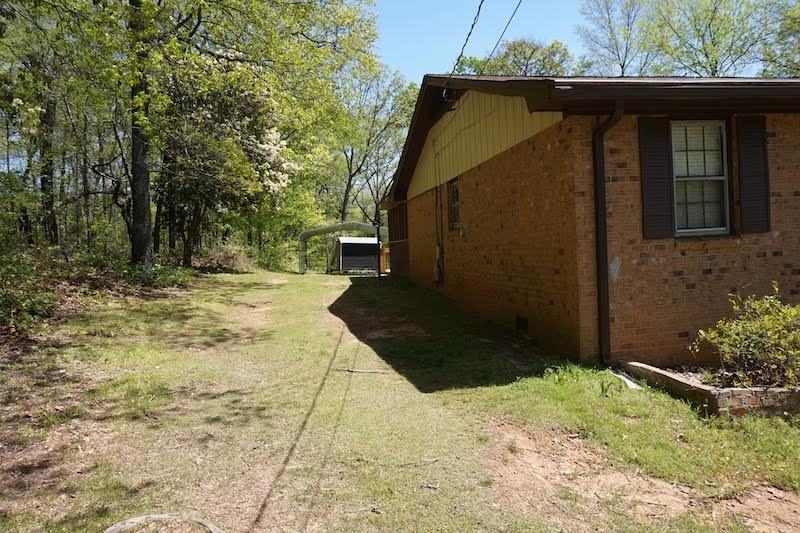6833 Keith Ave - Photo 3 of 10