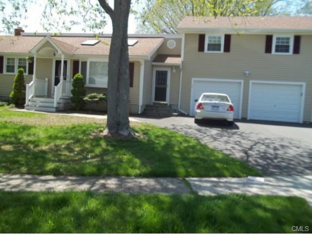 50 Caroline Dr - Photo 2 of 4