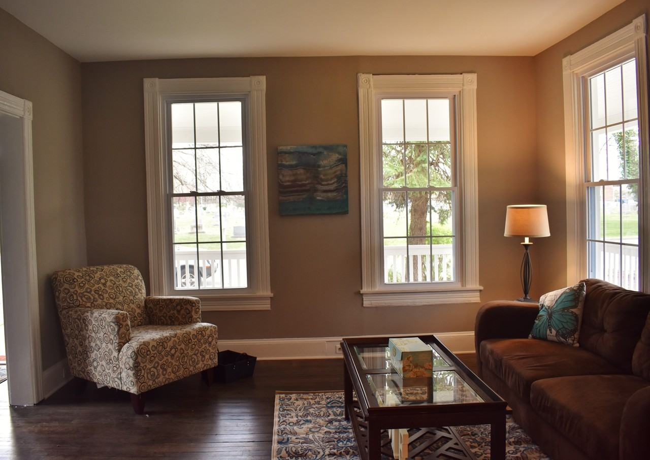 5840 Bellona Ave - Photo 2 of 37