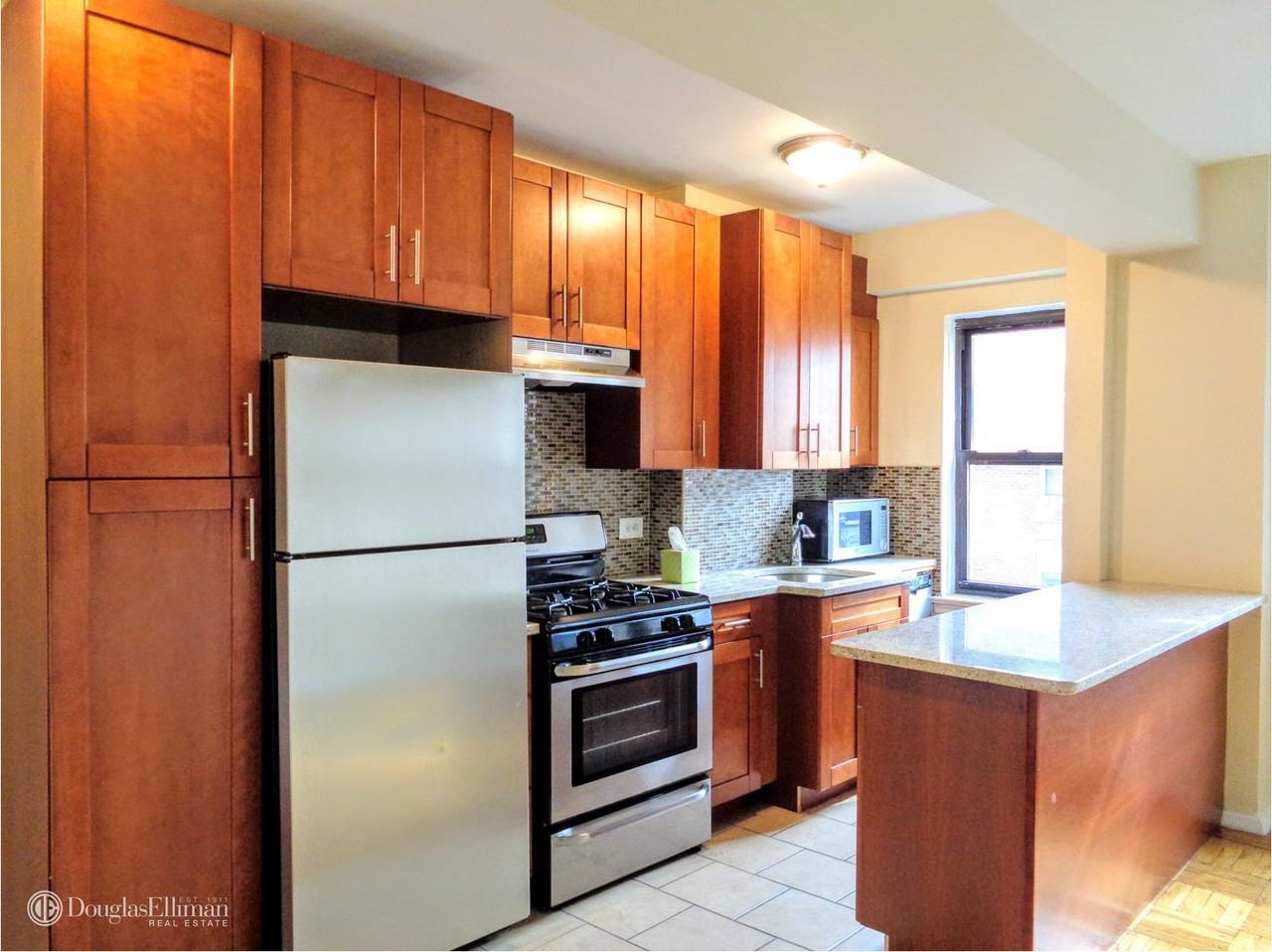 West Houston St & Houston #6F