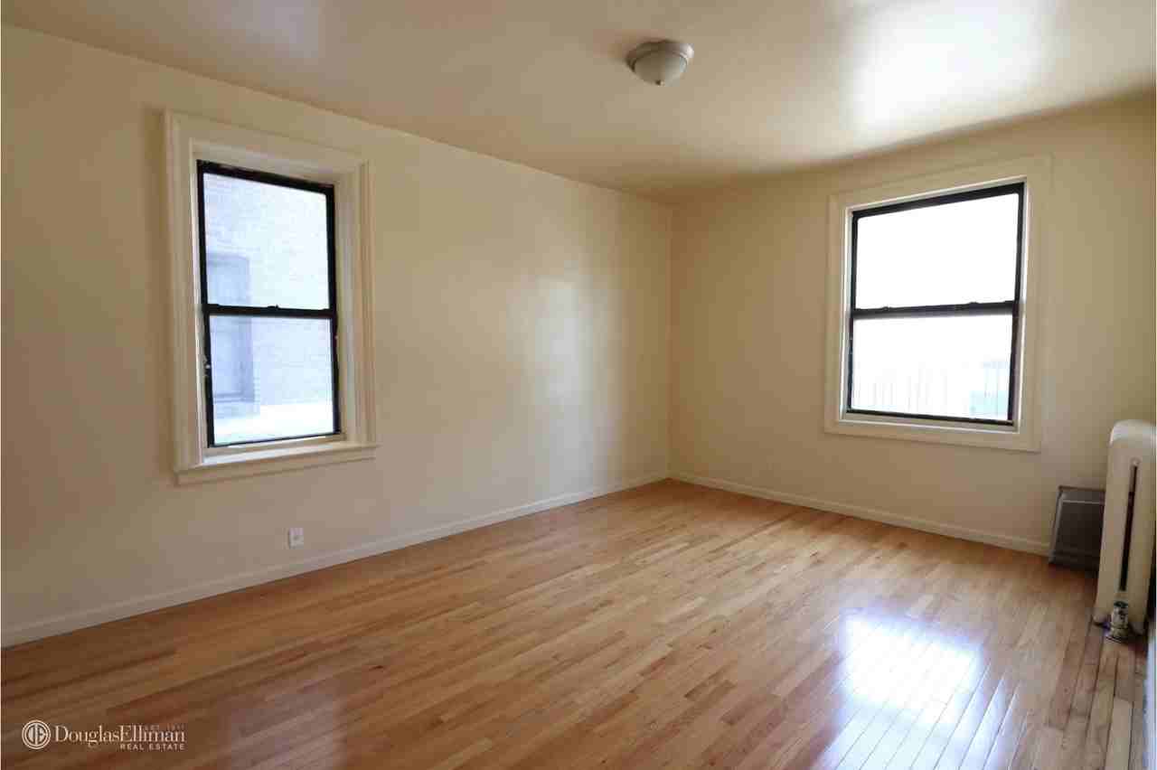 West 176th St & Broadway #2D