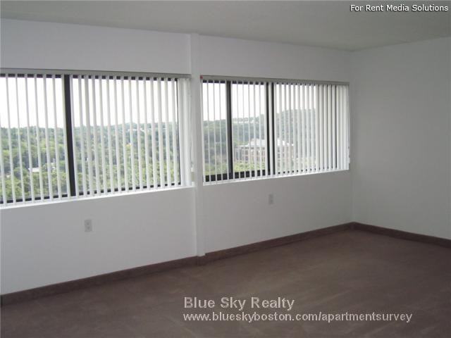 1925 Commonwealth Avenue #613