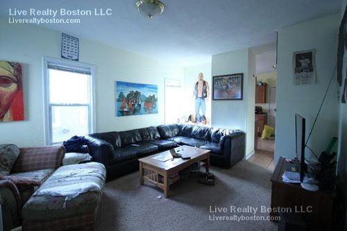 36 E Pratt St - Photo 3 of 3