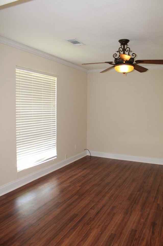 4301 Willowglen St - Photo 2 of 5