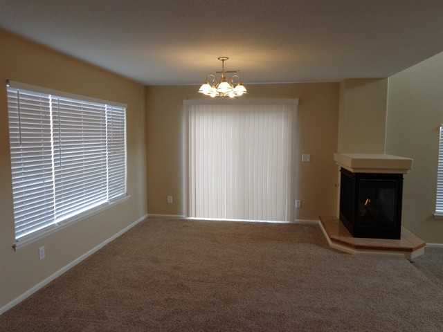 4995 Fundy St - Photo 3 of 9