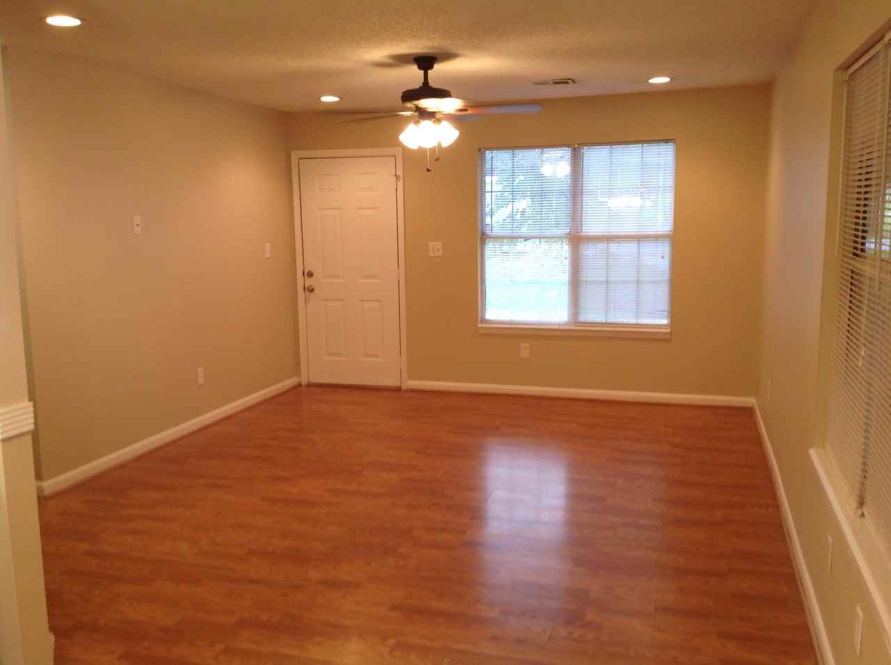 117 Whispering Pine Ln NE - Photo 2 of 6