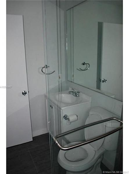 1150 SW 22nd St - Photo 2 of 8