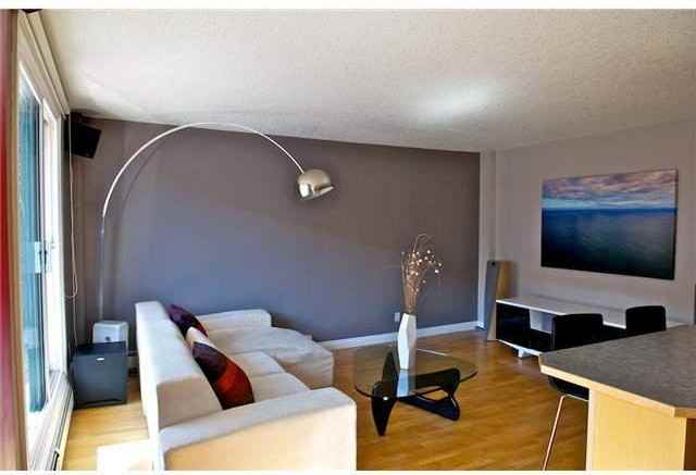 835 18 Ave SW - Photo 2 of 12