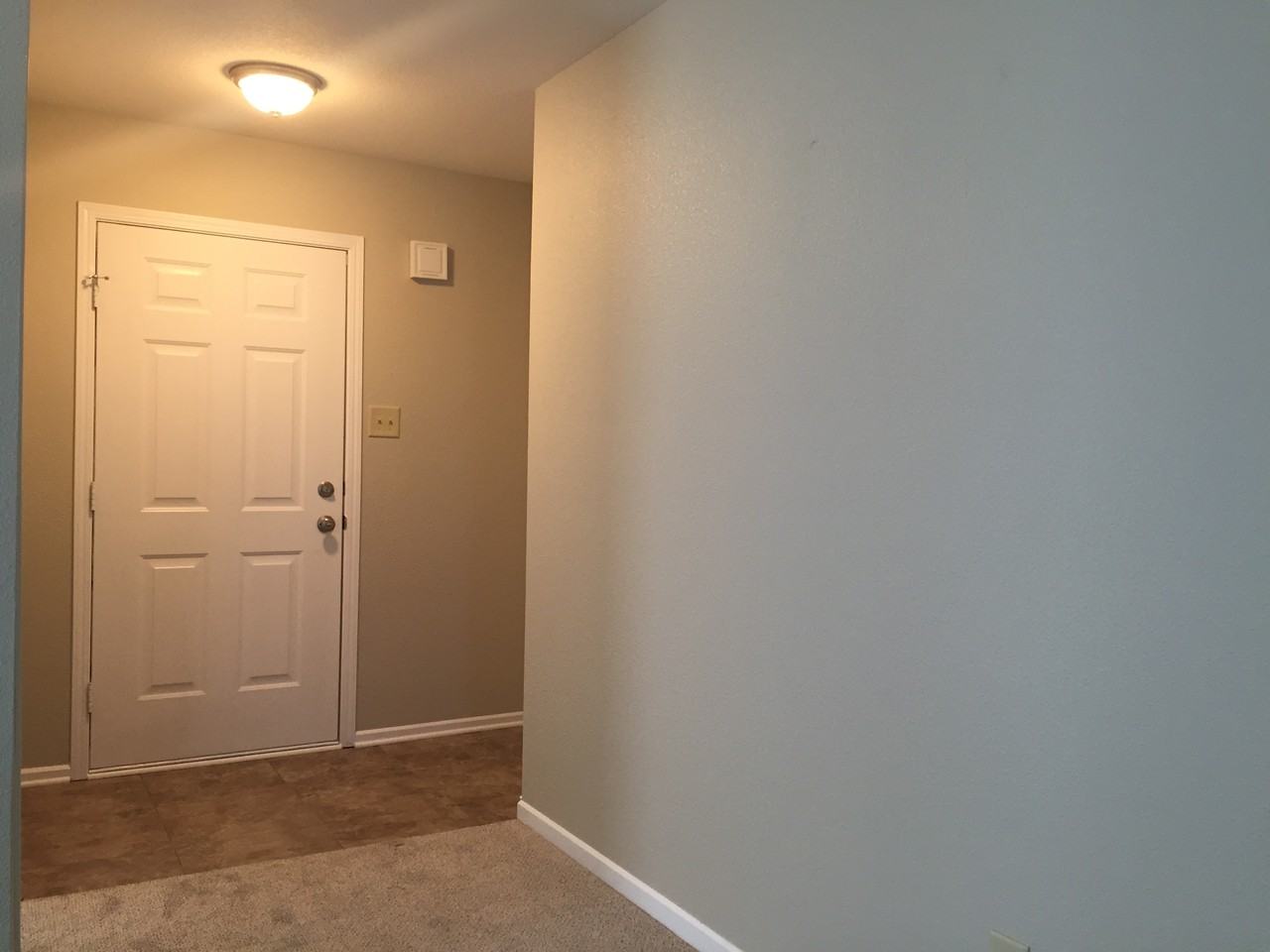 1249 Dahlgren Ln - Photo 3 of 16