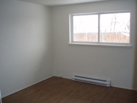 1249-1251 E. 6th St. - Photo 3 of 39