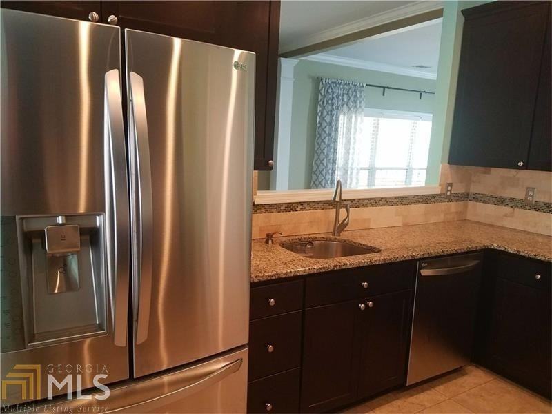 580 Alstonefield Dr - Photo 3 of 4