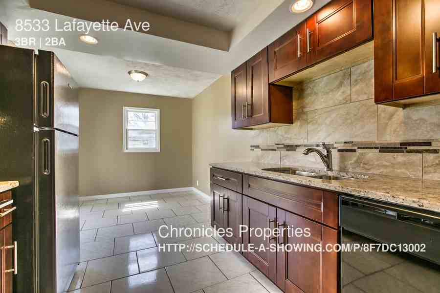 8533 Lafayette Ave - Photo 2 of 25