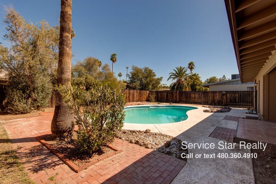 3628 W Bloomfield Rd - Photo 2 of 11