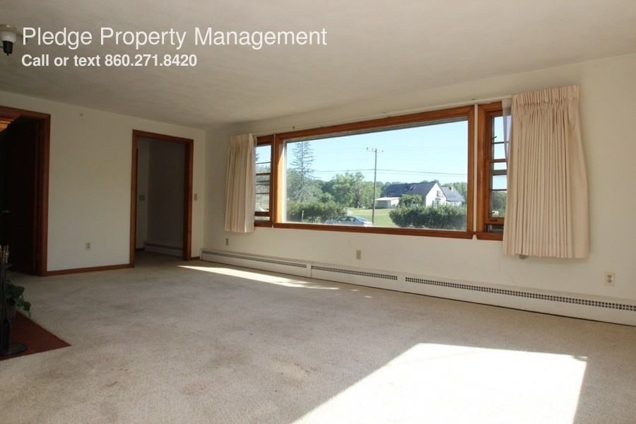 913 Storrs Rd #HOME - Photo 3 of 18