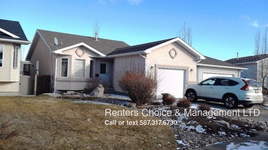 200 4 Ave S - Photo 2 of 26