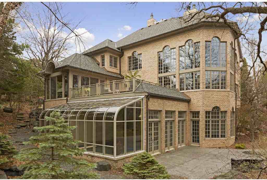 7016 Antrim Rd - Photo 2 of 22