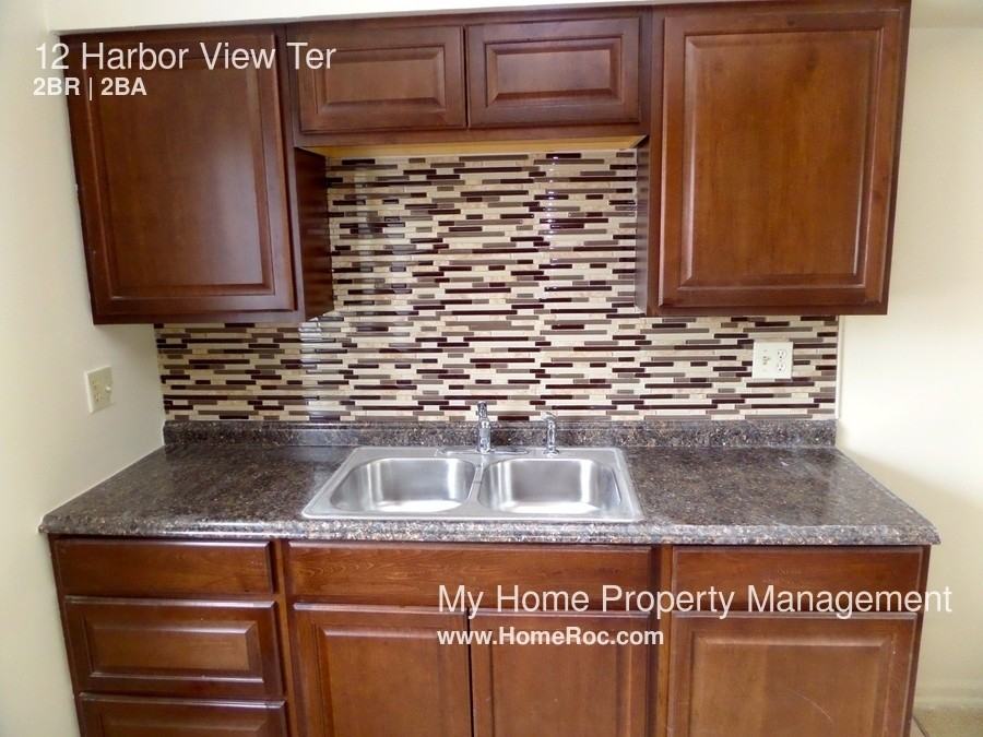 12 Harbor View Terrace - Photo 3 of 9