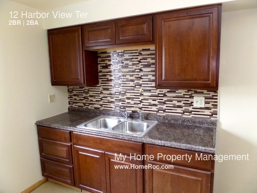 12 Harbor View Terrace - Photo 2 of 9