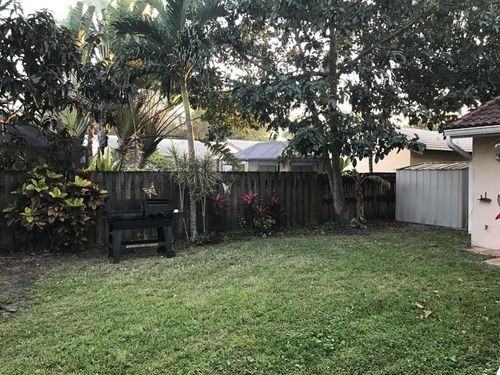 6440 NW 50th St - Photo 2 of 8