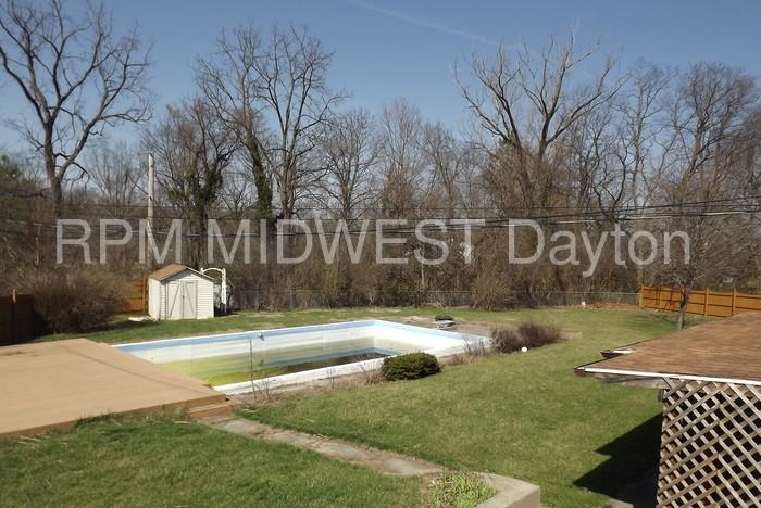 3299 Hillpoint Ln - Photo 2 of 25