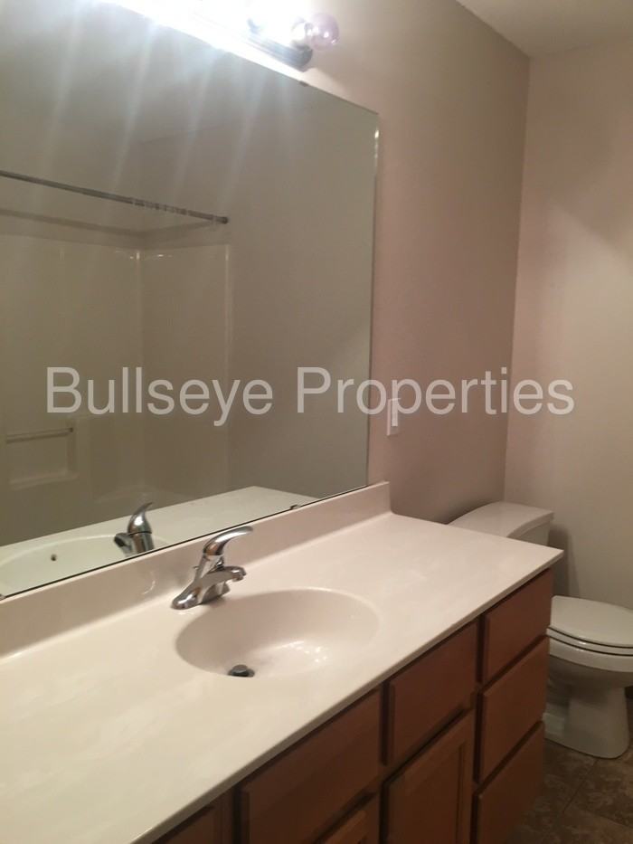 418 Cedar Pl - Photo 3 of 15