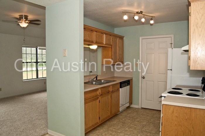 1002 Hickory Ln #A - Photo 2 of 17