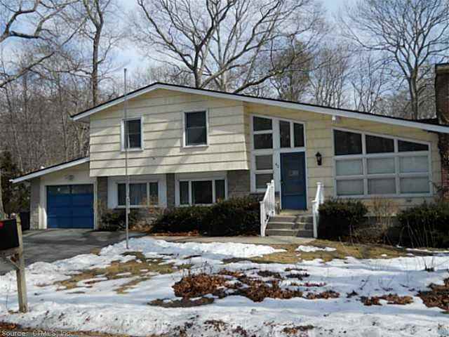 42 Richard Rd - Photo 2 of 15