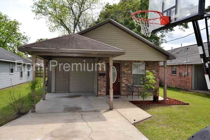 3280 Adams St - Photo 2 of 35