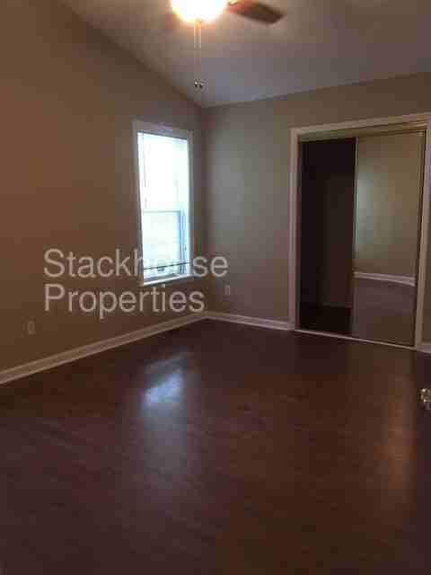 5201 Pronghorn Ln - Photo 3 of 12