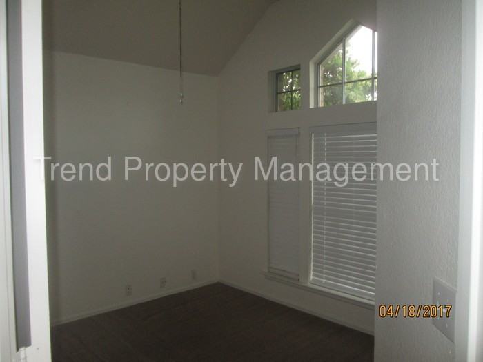 4520 Dragonfly Way - Photo 2 of 17