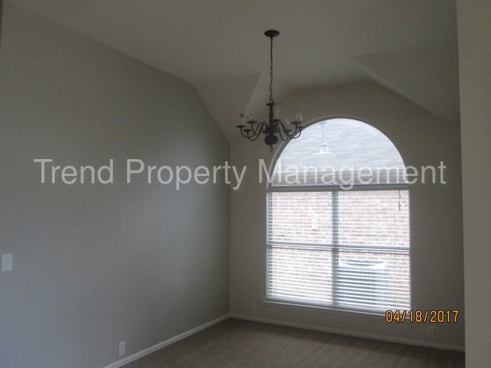 4520 Dragonfly Way - Photo 3 of 17