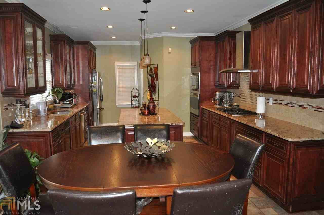 12990 Meridian Ct - Photo 3 of 22