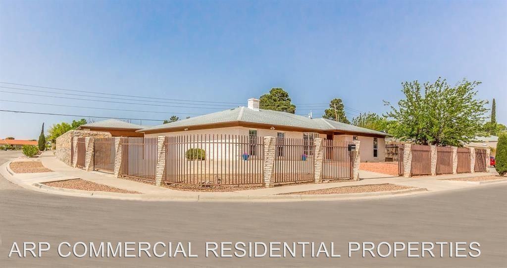 1301 Vista De Oro Dr - Photo 2 of 33