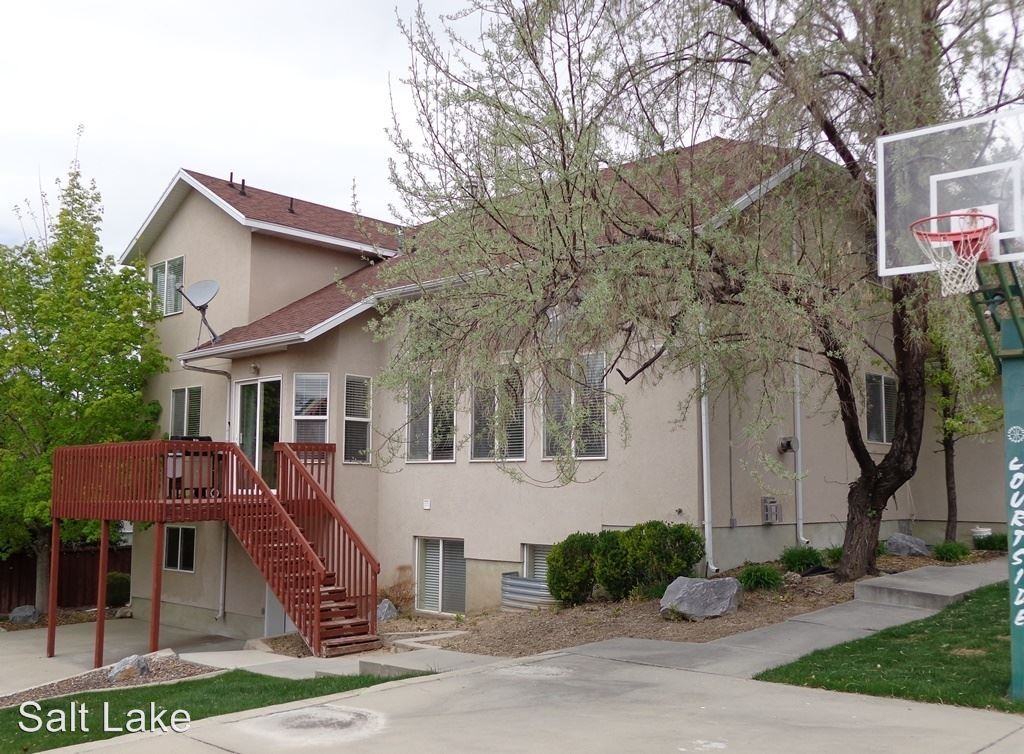 1082 E 140 N - Photo 3 of 26