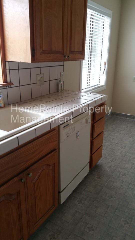 3111 Del Paso Blvd - Photo 2 of 3