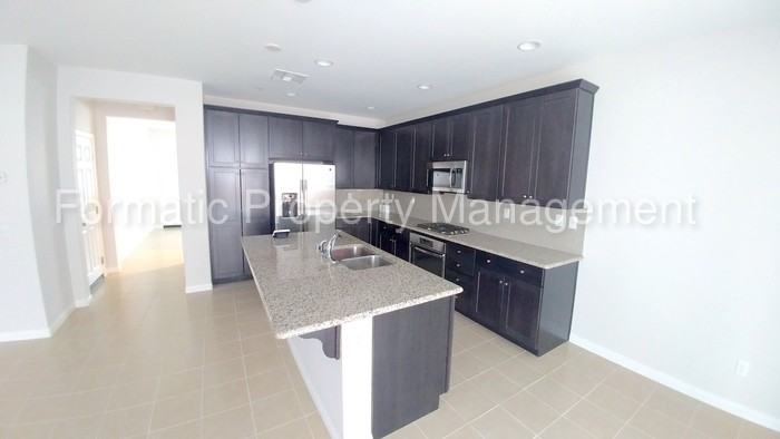 10919 Elkwood Cir - Photo 2 of 15