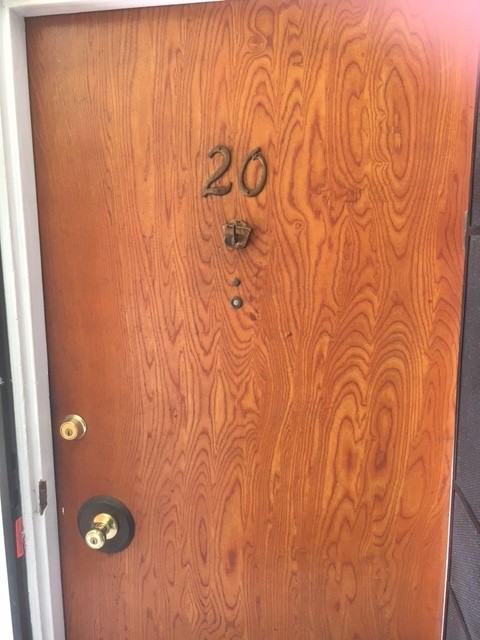 1138 South La Cienega Boulevard #20