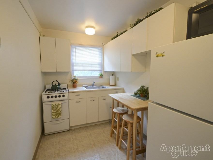 1907 Pleasantdale Road - Photo 4 of 13