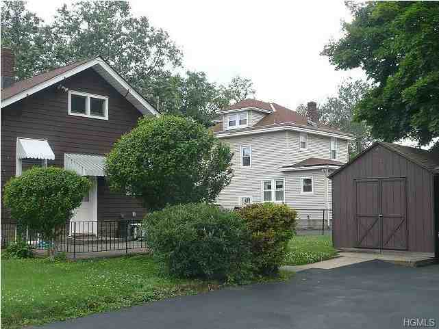 104 Samsondale Ave - Photo 2 of 10