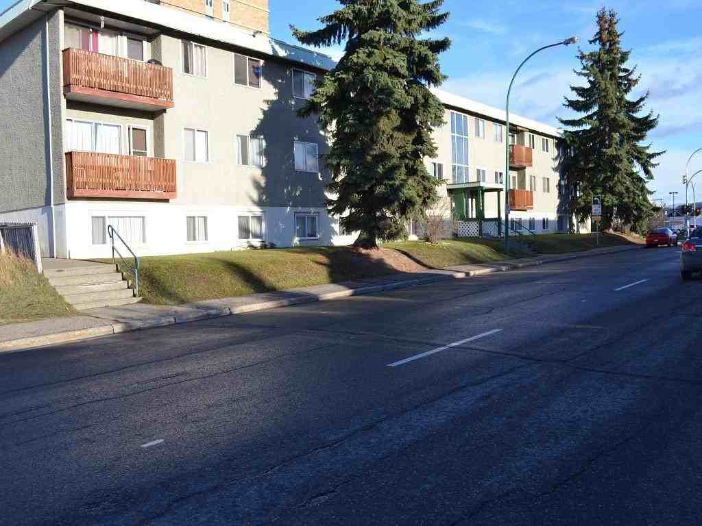 Centennial Court - Photo 3 of 14