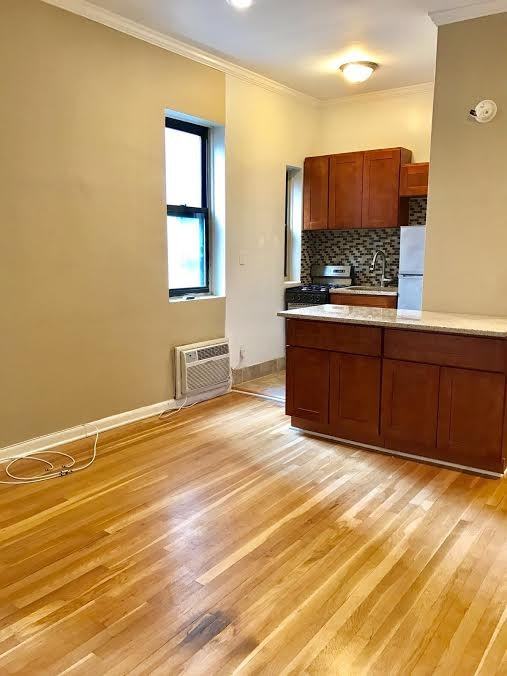 Lexington Ave & E 35th St #S - Photo 2 of 5