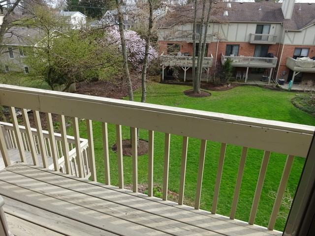 107 E Winchester Rd - Photo 2 of 19