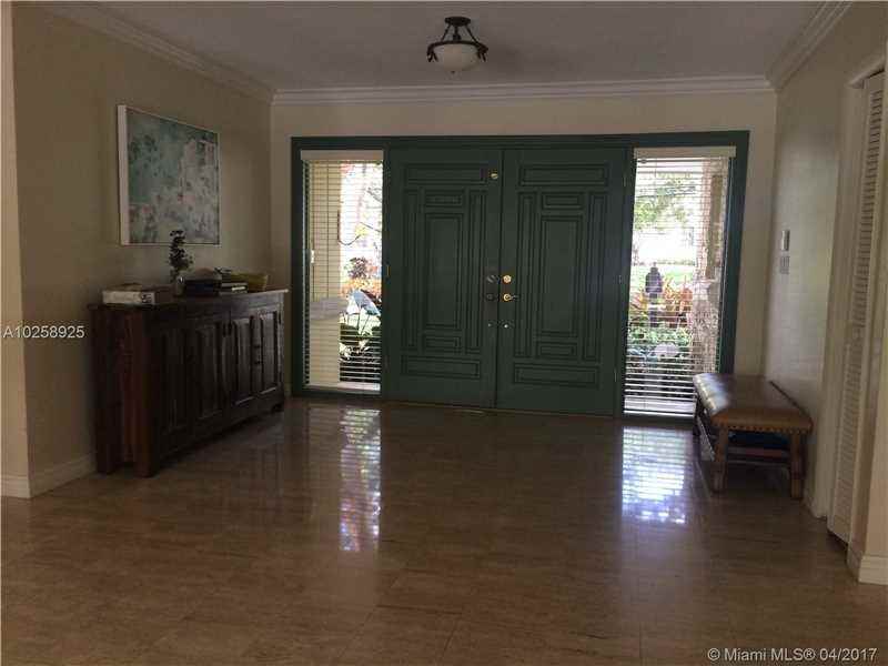 390 Campana Ave - Photo 3 of 18