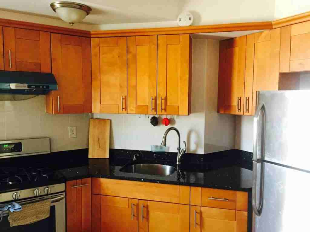 817 East 16th Street 2 - Photo 2 of 8