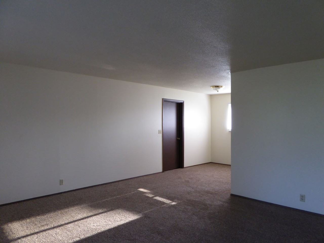 CeMar 42Â½ & 73Â½ Avenue - Photo 3 of 9