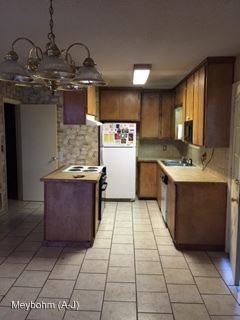 1813 Covington Pl - Photo 2 of 7