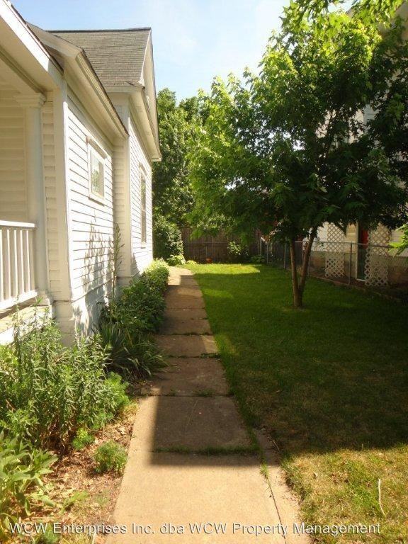 1015 SW 10th Ave - Photo 3 of 22