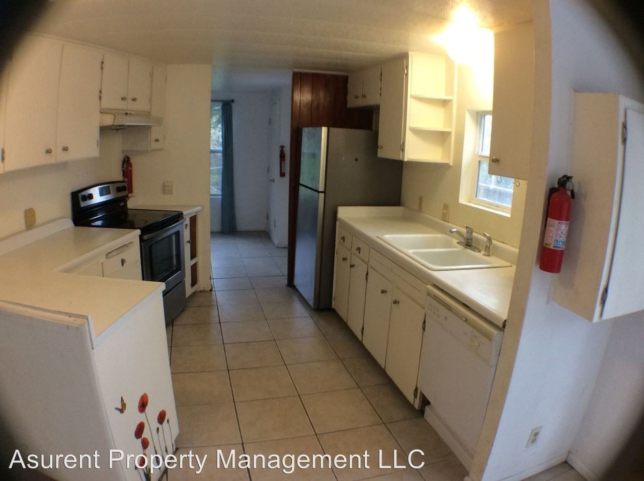 7000 Griffin Creek Rd - Photo 3 of 20