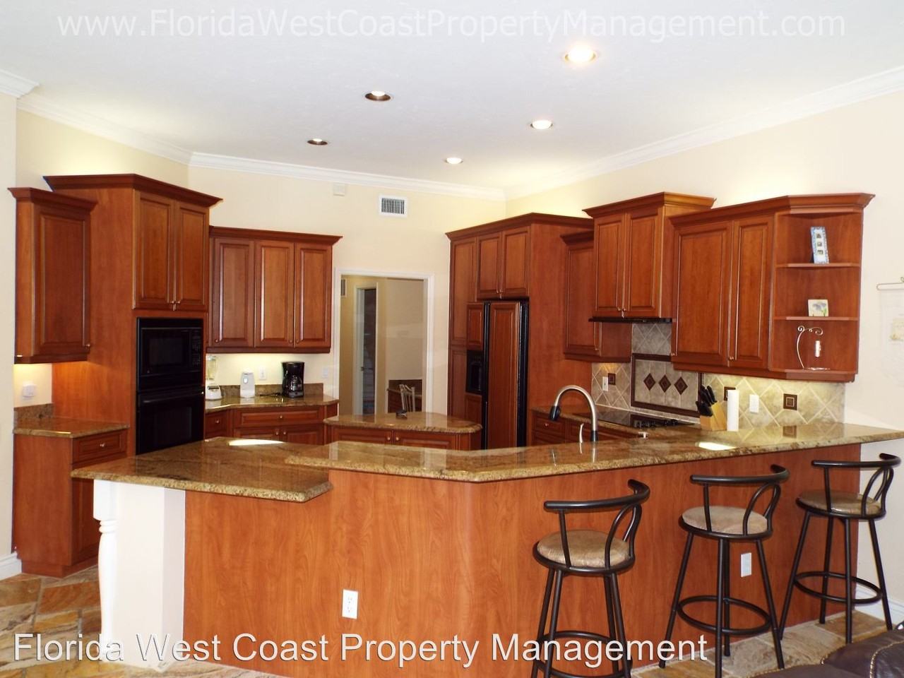 22308 Deer Pointe Crossing - Photo 3 of 28